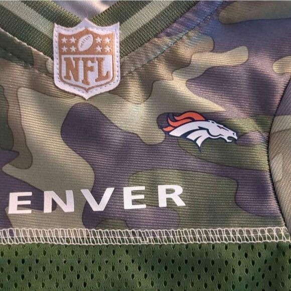 NFL Denver Broncos Camo Dog Jersey NWOT BENEFITS SENIOR RESCUE - Picture 6 of 9